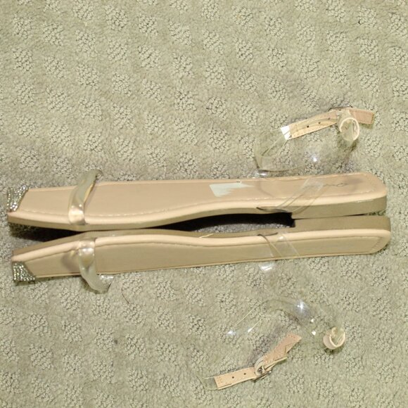 NEW Qupid Women's 9 Clear Ankle Wrap Straps Square Rhinestone Toe Flat Sandals - Picture 4 of 6